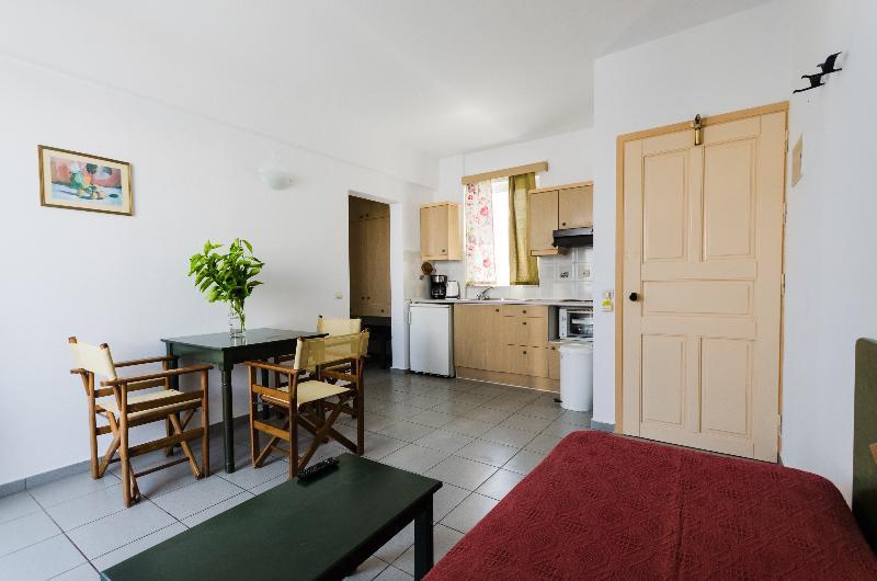 Happiness Apartments Hersonissos  Ngoại thất bức ảnh